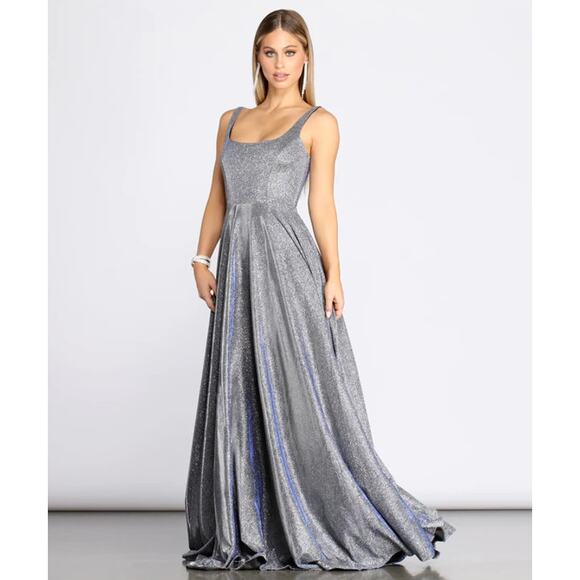 Windsor Dresses & Skirts - Elegant Silver Evening Gown